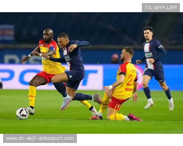 马赛：法甲与欧联杯双线作战策略详解