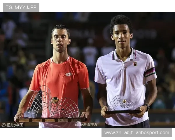 连续两年迈阿密负于萨巴伦卡郑钦文0-2告负无缘晋级 连续两年迈阿密负于萨巴伦卡郑钦文0-2告负无缘晋级